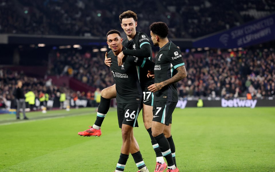 Уест Хем Юнайтед и Ливърпул играят при в интригуващ сблъсък от 19-ия