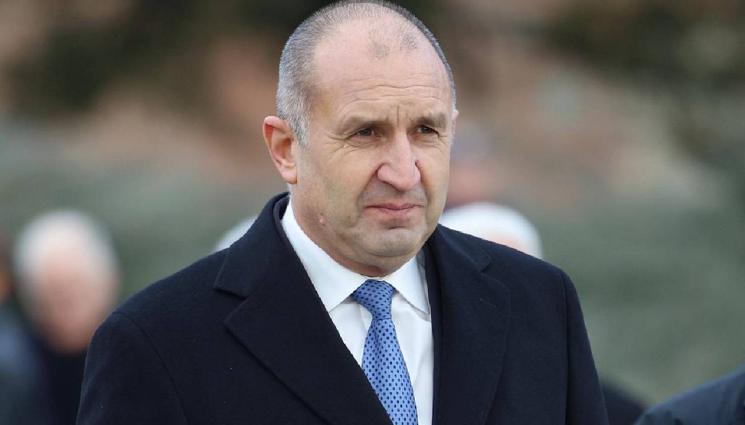 Румен Радев