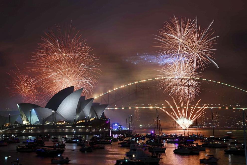 Жителите на остров Киритимати в Тихия океан първи посрещнаха новата