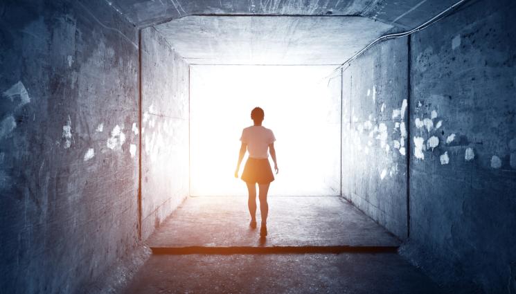 смъртта отвъдно - СЛЕД ОТВЪДНОТО: Преживели смъртта разказват страховити истории!