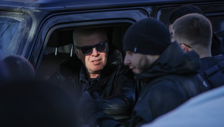 Наско Сираков - Напрежение между феновете и Сираков