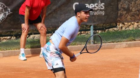 Иван Иванов