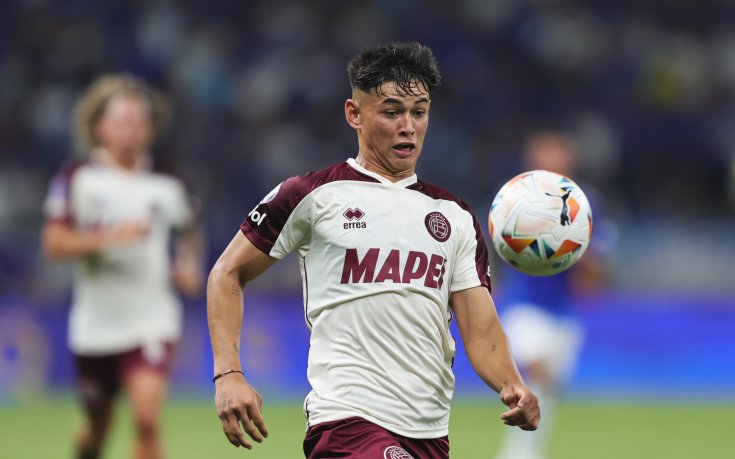 Борнемут се подсили с аржентински тийнейджър