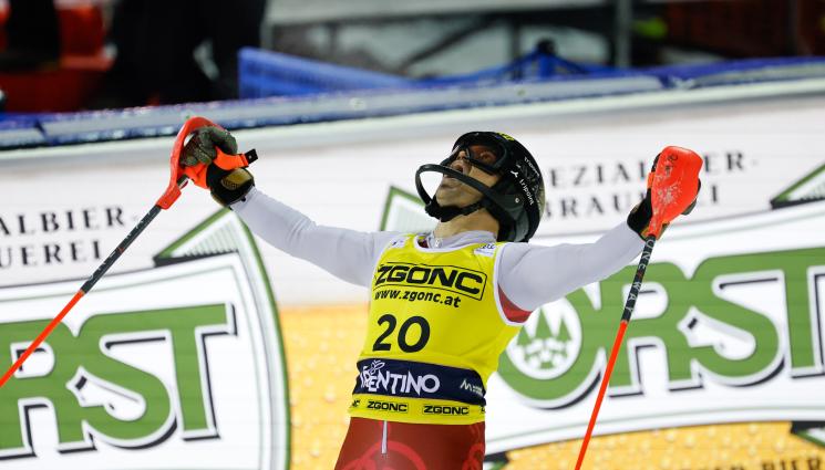 Алберт Попов - Алберт Попов стартира с №9 в слалома от Световното по ски в Заалбах