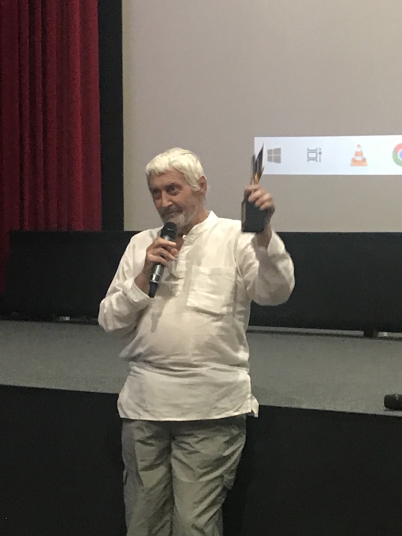 Владо Даверов