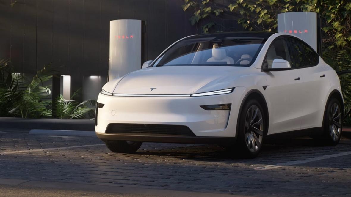 Tesla Model Y 2025