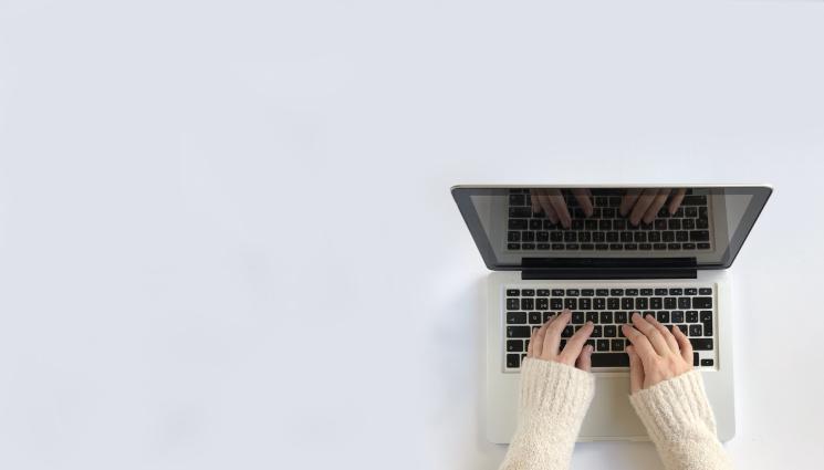 онлайн лаптоп писане работа - ДОБРИЯТ ПРИМЕР: Младежи от Перник издадоха собствено списание