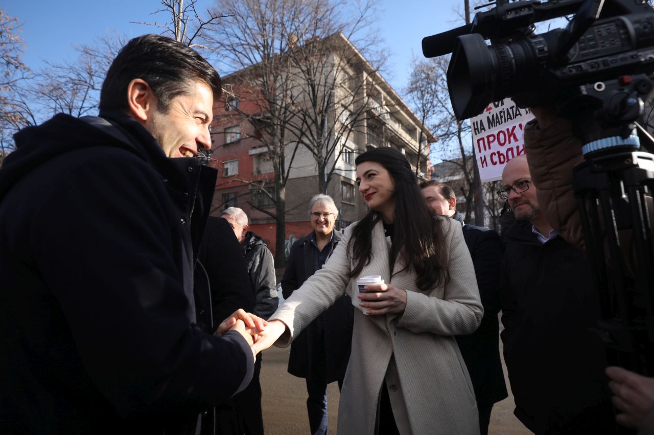 <p>Петков се явяви в прокуратурата, за да му бъде предявено обвинението за ареста на Борисов</p>