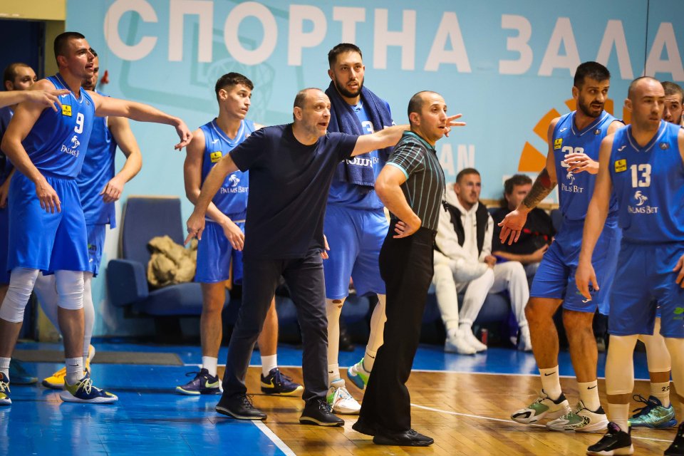 Тити Папазов