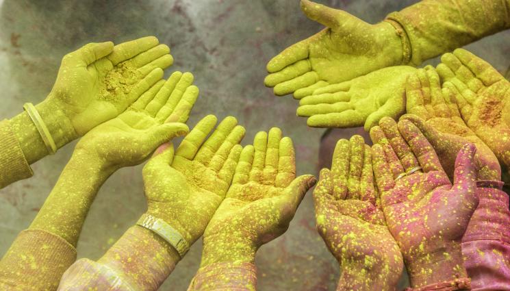 д - Гигантски фестивал събира 400 милиона души