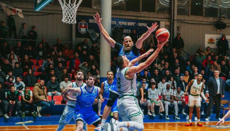 баскетбол - Черно море Тича спря устрема на шампиона Рилски спортист