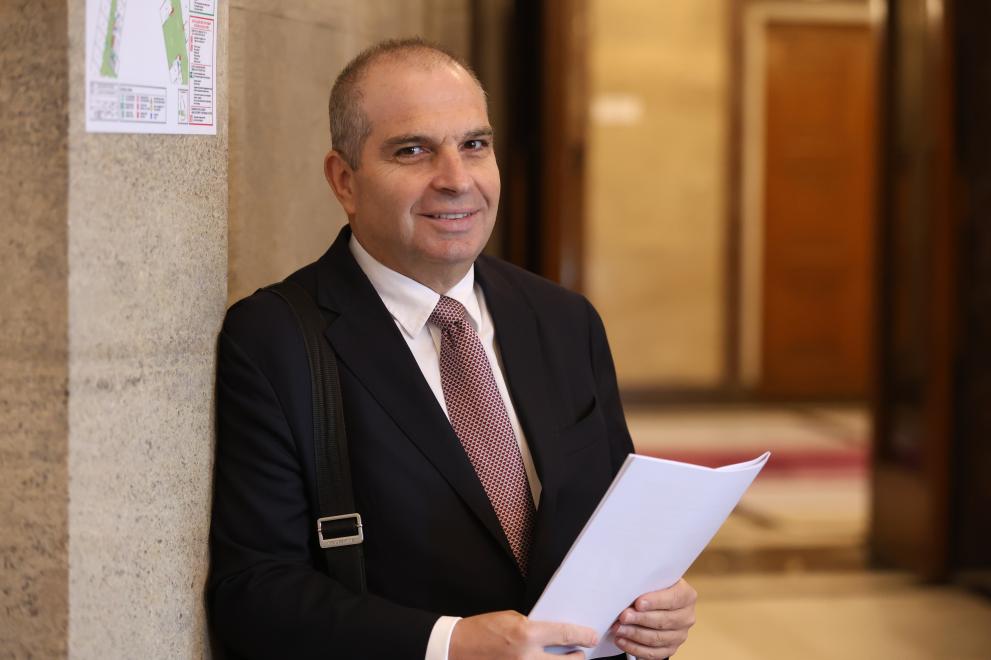  Гроздан Караджов 