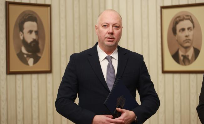 Премиерът Желязков ще открие кръгла маса срещу насилието над животни