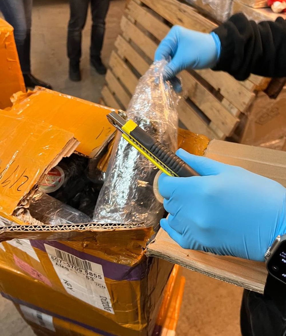 тютюн митници