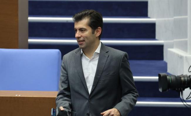 Кирил Петков: Най-важното за страната сега е еврото