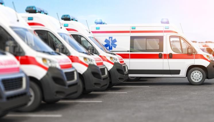 линейка - ПИЯНСКО МЕЛЕ: Клаха млад мъж, счупиха му черепа!