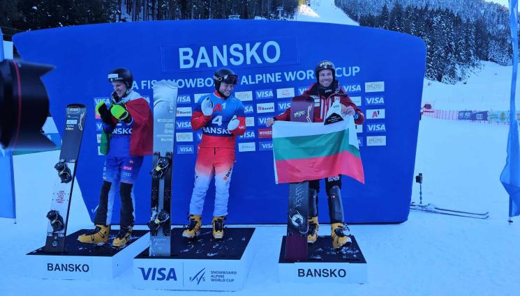 сноуборд - Все пак Радо Янков е трети в Банско, уважиха контестацията на нашите (ВИДЕО)