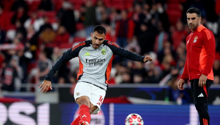 Вангелис Павлидис - Звездата Вангелис Павлидис – от Созопол до Лисабон