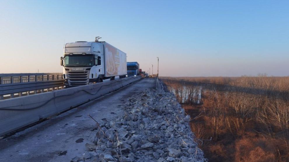 По график продължава основният ремонт на Дунав мост при Русе,