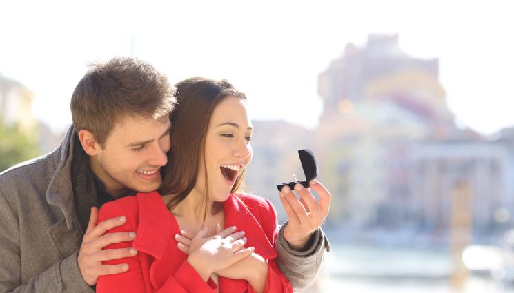 предложение брак - МАГ ЗОДИАК: Горската змия носи венчило и пари