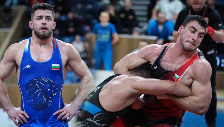 борба - Три титли за българските борци в третия ден на турнира във Варна