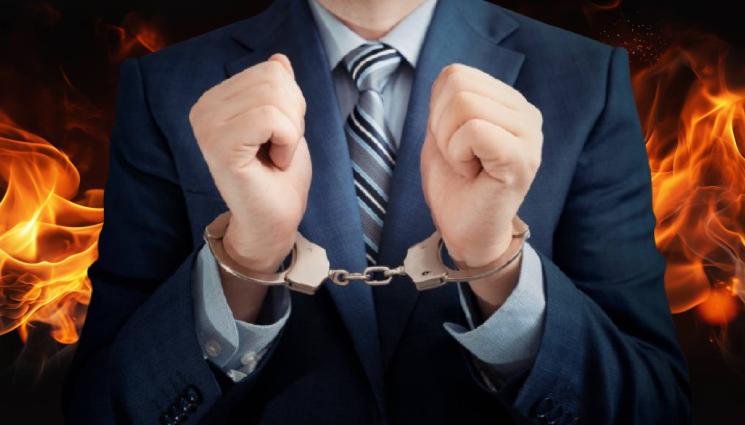 чиновник арестуван пожар - НИКОЙ НЕ Е НАД ЗАКОНА: Закопчаха зам.-кмет за пожар!