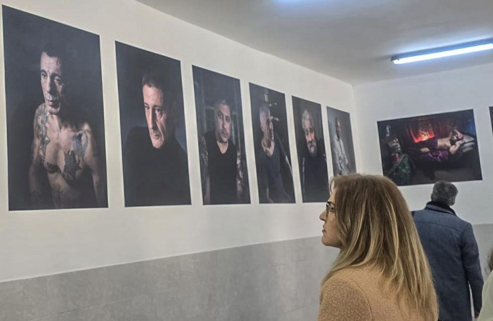  Карамазов галерия 