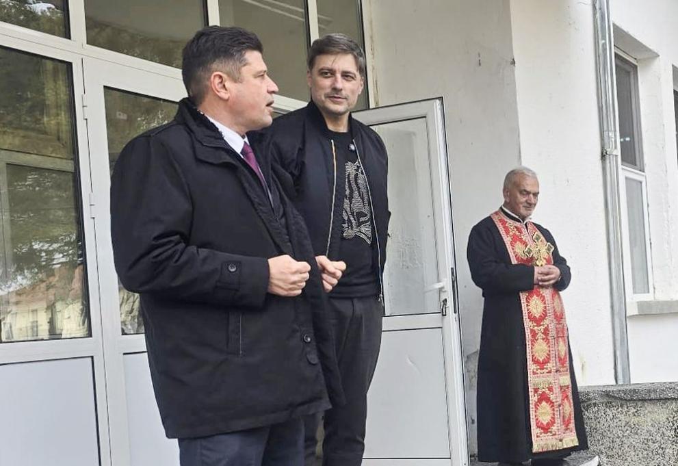  Карамазов галерия 