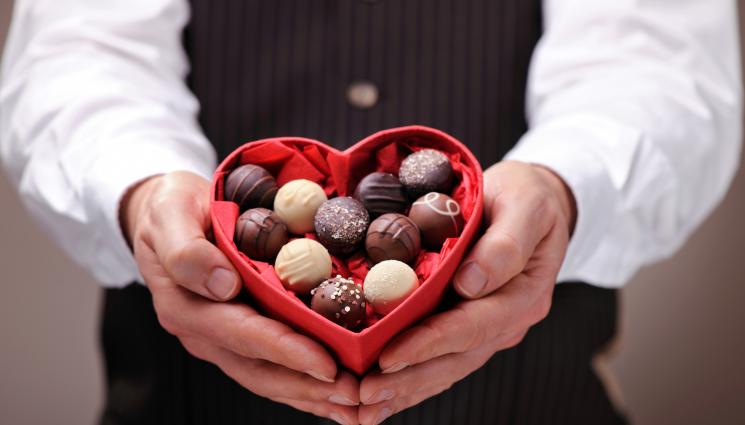шоколад - ЧЕСТИТО: Шоколадът по-скъп за Свети Валентин!