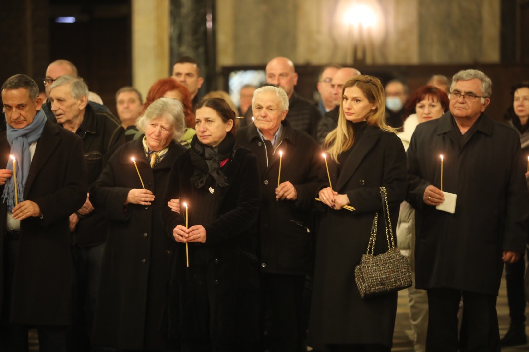 <p>В Патриаршеската катедрала &bdquo;Св. Александър Невски&ldquo; днес бе отслужена панихида в памет на 10 години от смъртта на д-р Желю Желев &ndash; първия демократично избран президент на България.</p>