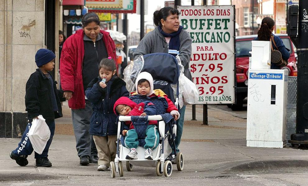 Майкъл Родригез е общински съветник от квартал “Little Village в