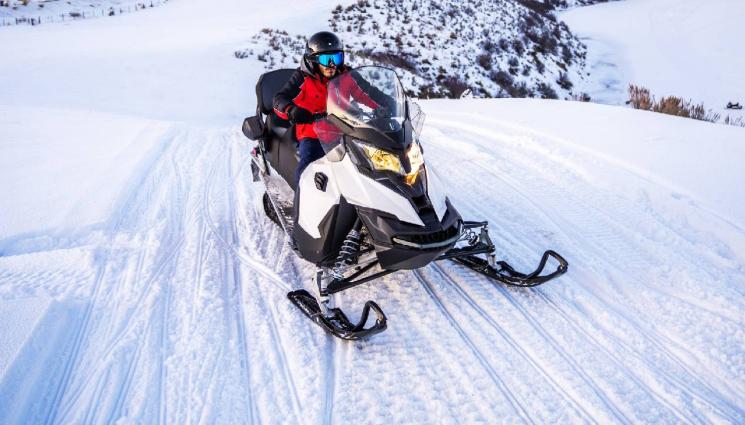 моторна шейна - Планински спасители получиха моторни шейни за 90 бона