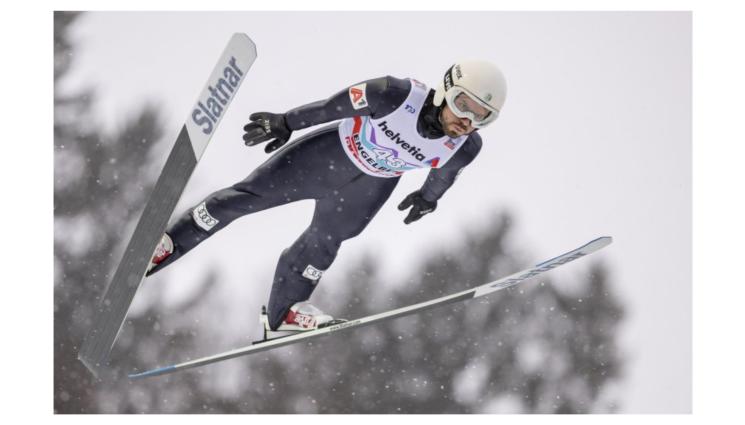 Владимир Зографски - Зографски първо с 9-о място в квалификациите за Световната купа по ски скок, после не влезе и в Топ 30