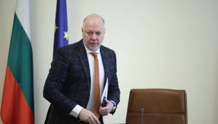 росен желязков - Желязков разпореди 24-часово наблюдение на пътната обстановка