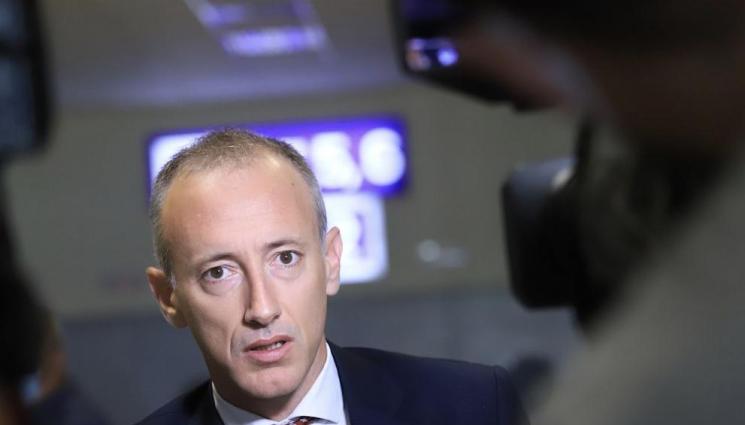 Красимир Вълчев - ОБРАЗОВАТЕЛНИЯТ МИНИСТЪР: Обмисляме стипендия за студенти по математика и природни науки!