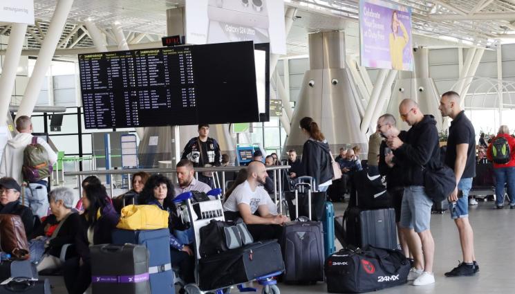 полети тема Телеграф - Самолетът плаща за закъснение, без да се молим