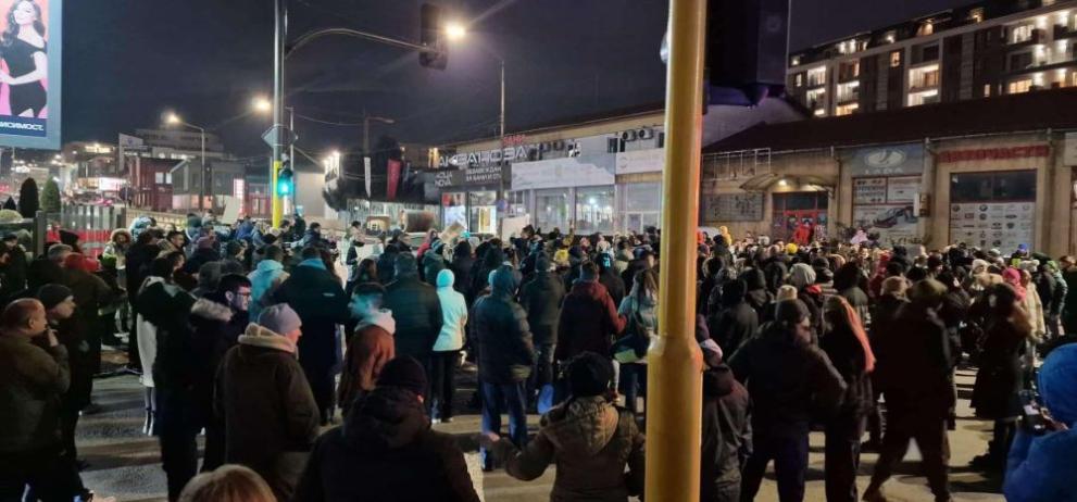 Жители на столичния квартал Малинова долина се събраха на протест