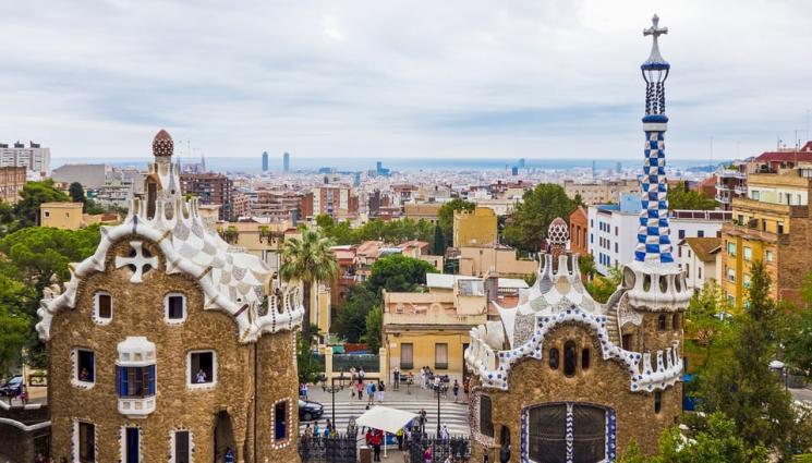 вино Барселона - Глътка радост от чаша с пенлива кава - на крачка от Барселона е столицата на испанското шампанско (СНИМКИ)