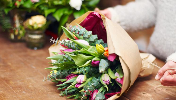 букет цветя - ЗА ДЕНЯ НА ВЛЮБЕНИТЕ: Турция изнася 75 милиона цветя за Европа