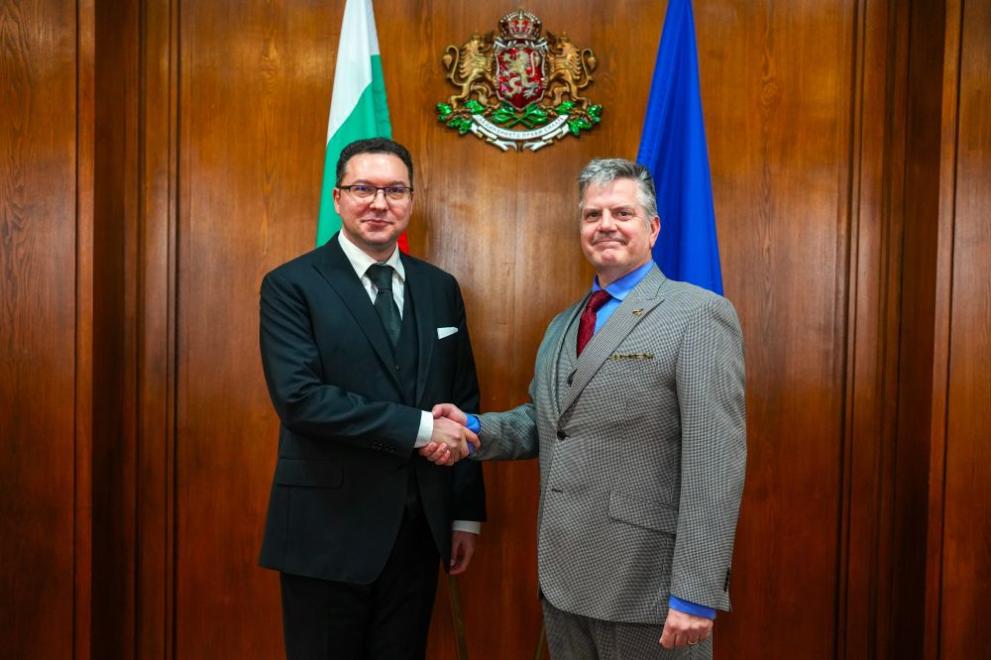  Митов и Мартин Макдауъл 