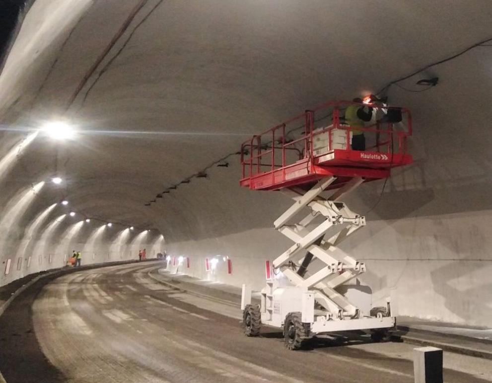  тунел кривия 