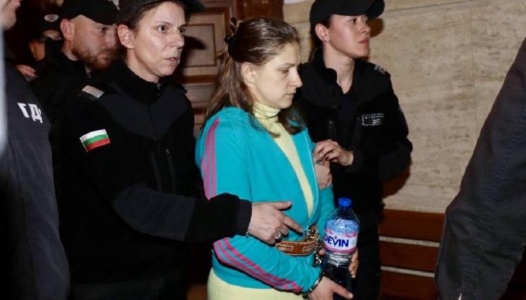 Ксения Плачкова - Ксения, заклала децата си, отърва затвора!