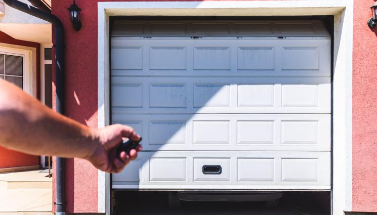 гараж - В центъра на София: 400 наема купуват гараж