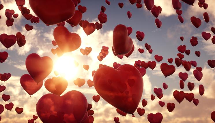 сурце балон - ПРАЗНИЧЕН ЦЕНОРАЗПИС: Надуват балона на влюбени за 5 лева!