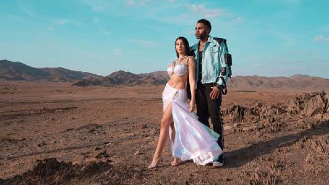 Сингълът „Snake“ на Nora Fatehi и Jason Derulo бележи изключителен успех