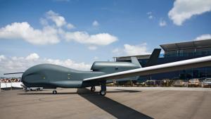 Американски безпилотен самолет Global Hawk бе засечен във вторник следобед