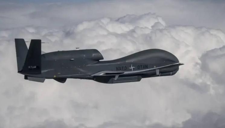 дрон Global Hawk - Над България прелетя най-мощният разузнавателен дрон в света