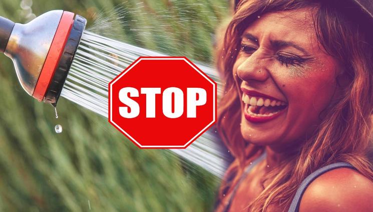 жена - ПЪЛЕН ШАШ: Журналистка е най-мръсната жена на света! (СНИМКИ+ВИДЕО)