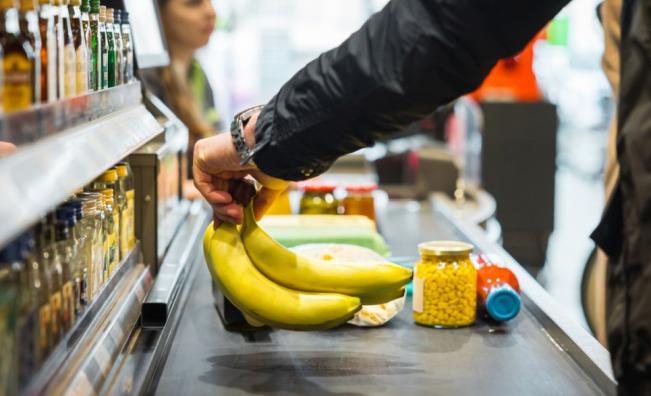 Гърция намали цените на над 1700 продукта с 10%