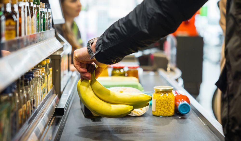 Гърция намали цените на над 1700 продукта с 10%
